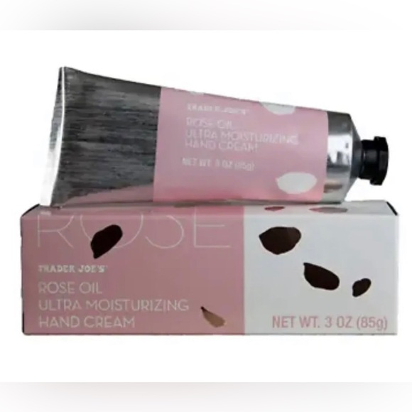 Trader Joe’s Rose Oil 🌹 Ultra Moisturizing Hand Cream - Picture 3 of 10